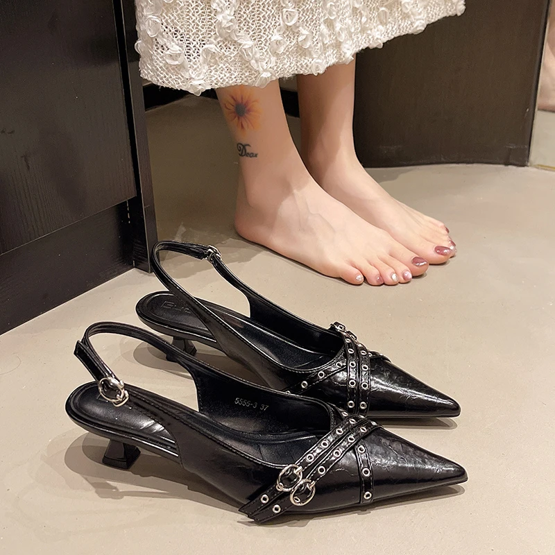 2025 New Women Pointed Toe San – Summer Clothing Modest Bewertung und Preis